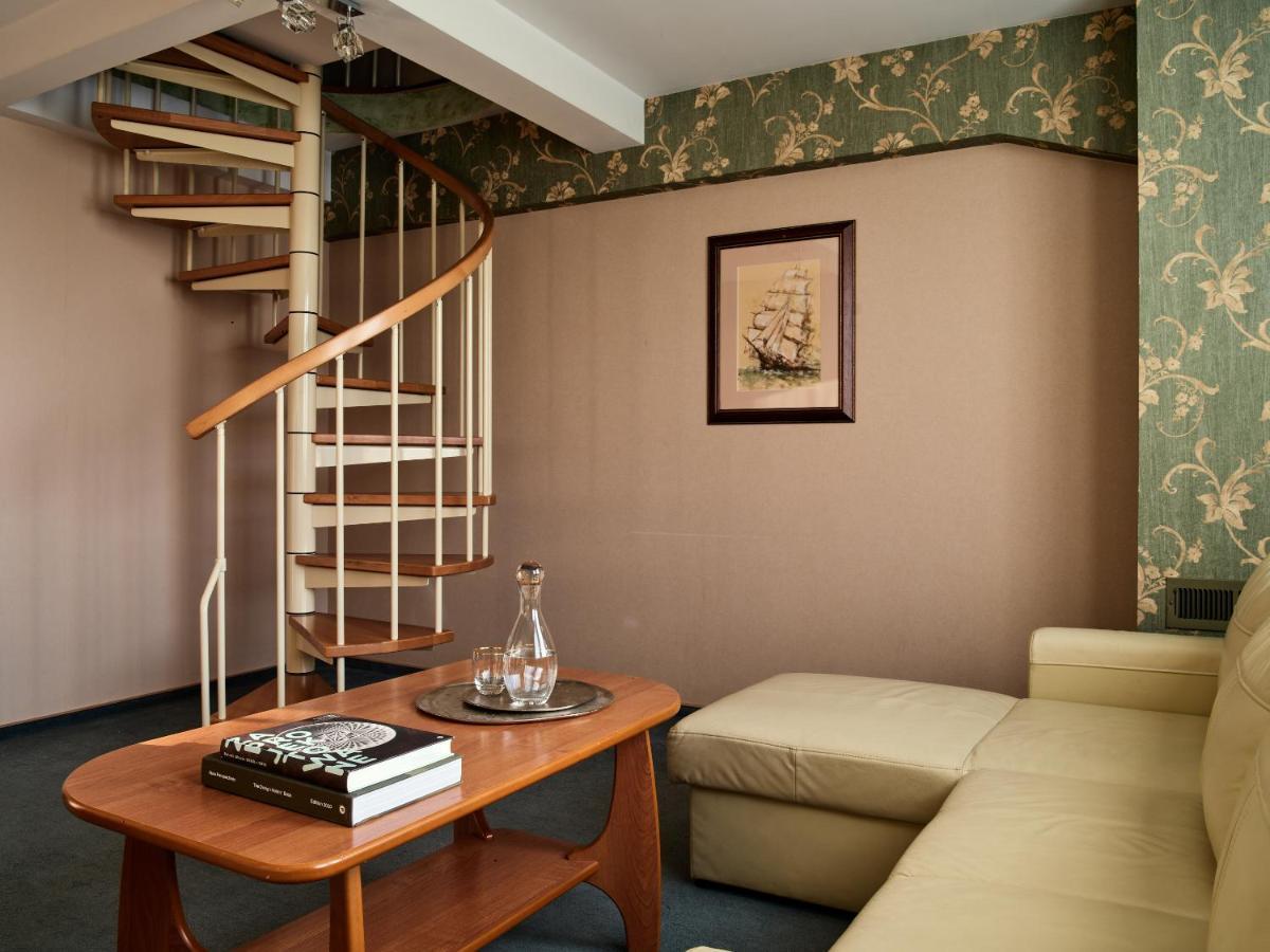 Hotel Great Polonia Krakow Airport - Ex Hotel Witek Модлничка Екстериор снимка