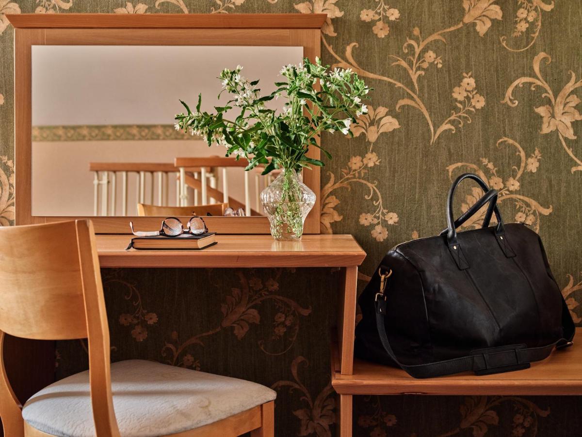 Hotel Great Polonia Krakow Airport - Ex Hotel Witek Модлничка Екстериор снимка