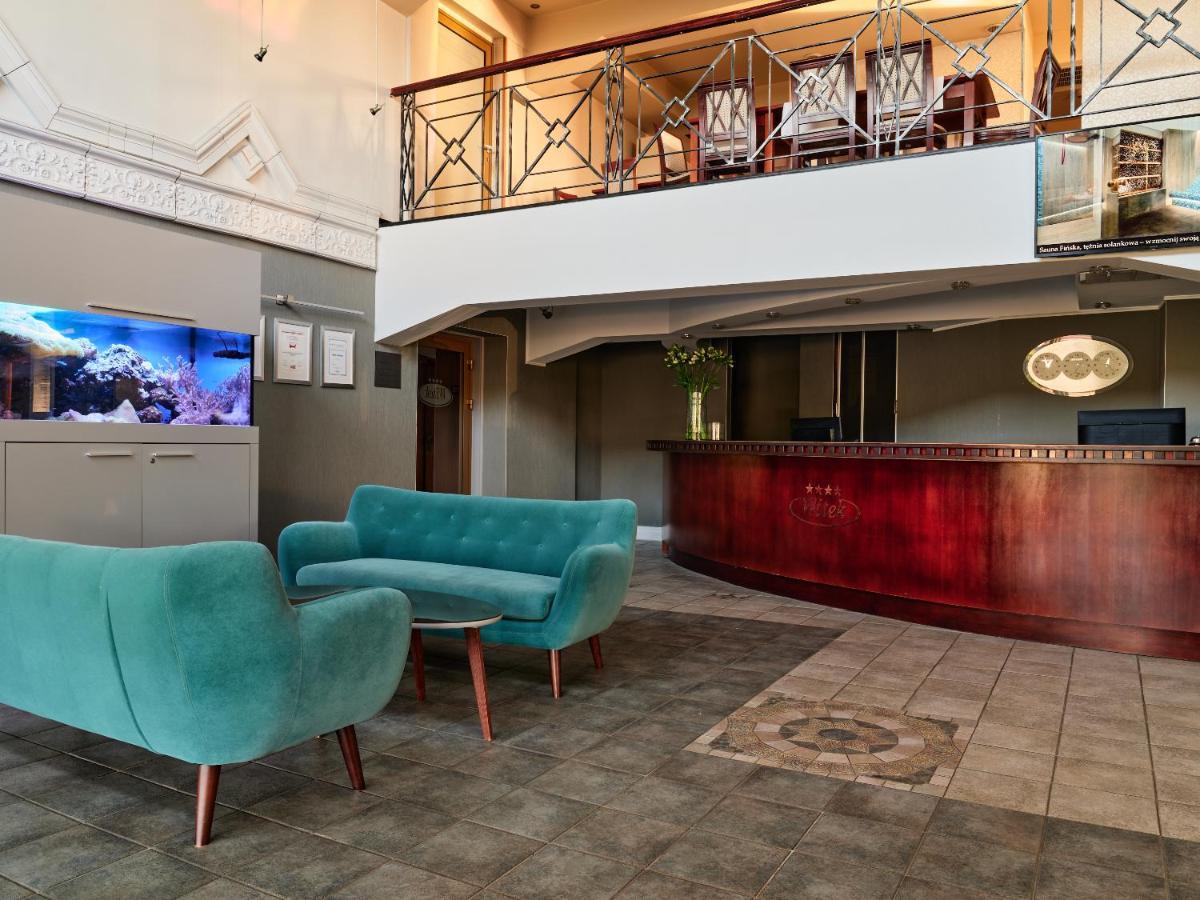 Hotel Great Polonia Krakow Airport - Ex Hotel Witek Модлничка Екстериор снимка